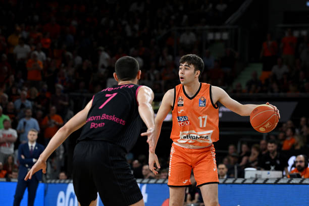 乱的前例 乱的前例