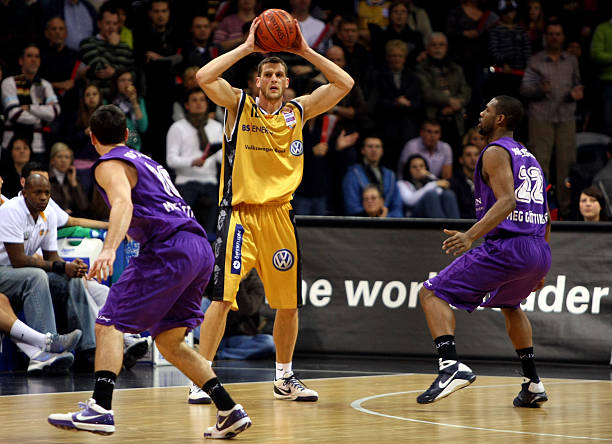 高安保对赛 高安保对赛